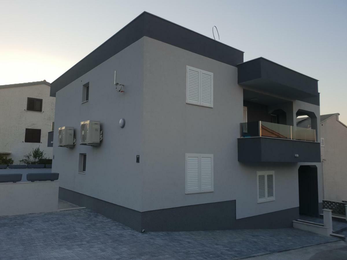 Villa Freya - Vacation House Slatine Esterno foto